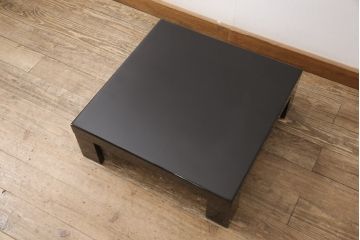 中古　モリシゲ(MORISHIGE/森繁)　直線的なフォルムがモダンな雰囲気を高める座卓(センターテーブル、ローテーブル)(R-054811)