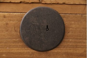 和製アンティーク　ヒノキ・桐材　和の趣溢れる佇まいが目を引く二段重ね三国(みくに)衣装箪笥(時代箪笥、チェスト、和たんす)(R-054812)