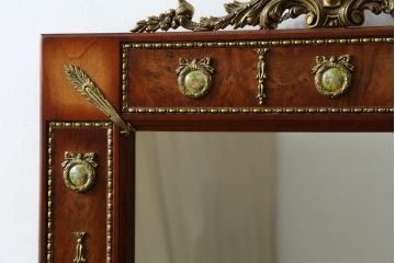 中古　スペイン高級家具　MUARVA S.L.　ヨーロッパの伝統的な意匠を感じられるウォールミラー(壁掛け鏡)(R-054819)