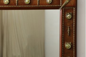 中古　スペイン高級家具　MUARVA S.L.　ヨーロッパの伝統的な意匠を感じられるウォールミラー(壁掛け鏡)(R-054819)