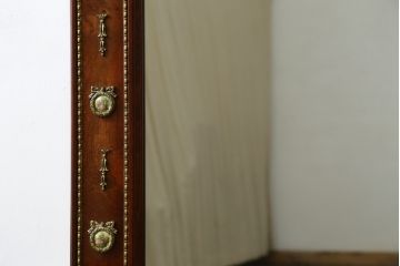 中古　スペイン高級家具　MUARVA S.L.　ヨーロッパの伝統的な意匠を感じられるウォールミラー(壁掛け鏡)(R-054819)