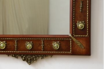 中古　スペイン高級家具　MUARVA S.L.　ヨーロッパの伝統的な意匠を感じられるウォールミラー(壁掛け鏡)(R-054819)
