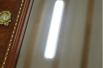 中古　スペイン高級家具　MUARVA S.L.　ヨーロッパの伝統的な意匠を感じられるウォールミラー(壁掛け鏡)(R-054819)