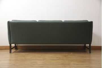 北欧ビンテージ　ノルウェー　バットネ(Vatne)　ローズウッド　シンプルながらも本革の上質さを感じる3人掛けレザーソファ (三人掛けソファ、ヴィンテージ)(R-054845)