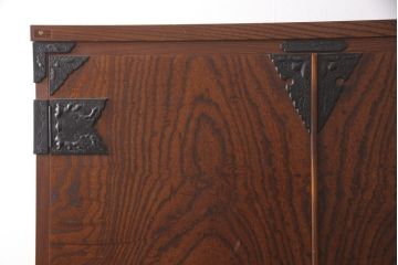 中古　美品　岩谷堂箪笥　迫力ある木目と深みのある色合いが目を引く箪笥ワードローブ(洋服タンス、収納棚)(R-054848)