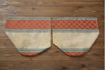 中古　美品　高級品　IDC大塚家具取り扱い　ヘンレドン(HENREDON)　3色づかいがおしゃれな1人掛けソファ+オットマンのセット(定価約70万円)(アームチェア、一人掛けソファ)(R-054883)