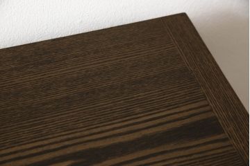 中古　超美品　上手物　高級国産手造り指物家具　森下木工所　校倉(あぜくら)　総タモ材　独特な木目が目を引く収納棚(朝鮮棚、戸棚、サイドキャビネット)(R-054906)