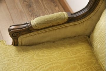 アメリカビンテージ　ドレクセル風　クラシカルな雰囲気を醸し出す1人掛けソファ(アームチェア、一人掛けソファ、ヴィンテージ)(R-054907)