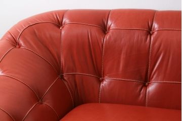 中古　美品　高級スペイン家具　GAMINTER　高級感ある佇まいが目を引く本革2.5人掛けソファ(レザーソファ、二人掛けソファ)(R-054908)