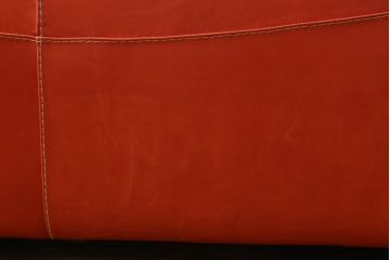 中古　美品　高級スペイン家具　GAMINTER　高級感ある佇まいが目を引く本革2.5人掛けソファ(レザーソファ、二人掛けソファ)(R-054908)