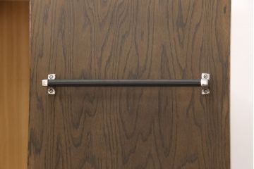 中古　美品　永田良介商店　前面についた鏡が便利なワードローブ(定価約140万円)(洋服タンス、収納棚)(R-054911)