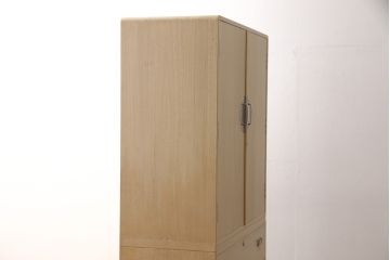 中古　美品　金具が繊細で上品な雰囲気を醸し出す加茂総桐箪笥(並厚、総桐たんす、桐タンス、着物箪笥、衣装タンス)(R-054912)