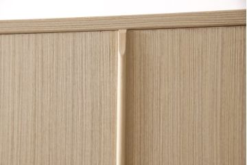中古　美品　金具が繊細で上品な雰囲気を醸し出す加茂総桐箪笥(並厚、総桐たんす、桐タンス、着物箪笥、衣装タンス)(R-054912)
