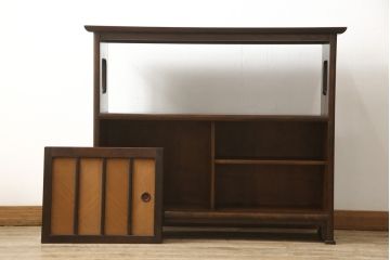中古　松本民芸家具　上質な和の空間づくりに取り入れたい221型杉柾張茶タンス(定価約28万円)(茶棚、茶箪笥、飾り棚、収納棚)(R-054942)
