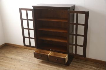 中古　美品　北海道民芸家具　上質なつくりとクラシカルな佇まいが素敵な本箱(ブックケース、収納棚、サイドキャビネット、飾り棚)(R-054943)