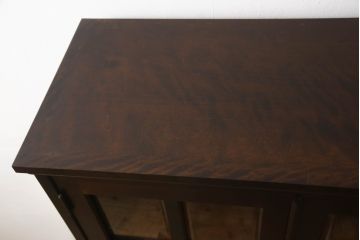 中古　美品　北海道民芸家具　上質なつくりとクラシカルな佇まいが素敵な本箱(ブックケース、収納棚、サイドキャビネット、飾り棚)(R-054943)
