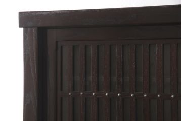 中古　美品　高級品　総栗ムク材　国産手造り　和の趣溢れる佇まいが目を引く水屋箪笥(食器棚、キャビネット、戸棚、収納棚)(R-054944)
