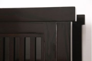 中古　美品　高級品　総栗ムク材　国産手造り　和の趣溢れる佇まいが目を引く水屋箪笥・上段(食器棚、キャビネット、戸棚、収納棚)(R-054945)