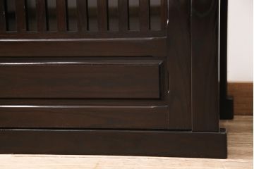 中古　美品　高級品　総栗ムク材　国産手造り　和の趣溢れる佇まいが目を引く水屋箪笥・上段(食器棚、キャビネット、戸棚、収納棚)(R-054945)