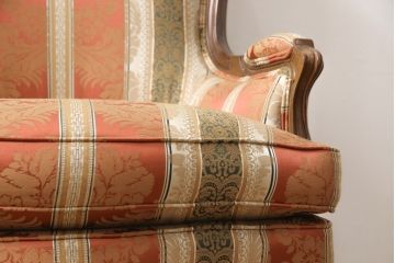 中古　展示品　超美品　DREXEL HERITAGE(ドレクセルヘリテイジ)　 Upholstery(アップホルスタリー)　エレガントな佇まいの1人掛けソファ(一人掛けソファ、1P、アームソファ、ラウンジチェア)(定価約59万円)(R-054953)