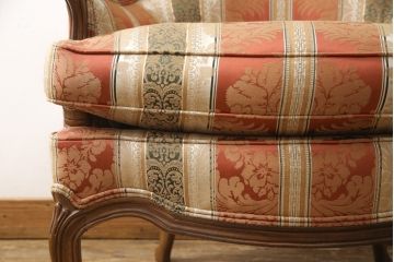 中古　展示品　超美品　DREXEL HERITAGE(ドレクセルヘリテイジ)　 Upholstery(アップホルスタリー)　エレガントな佇まいの1人掛けソファ(一人掛けソファ、1P、アームソファ、ラウンジチェア)(定価約59万円)(R-054953)