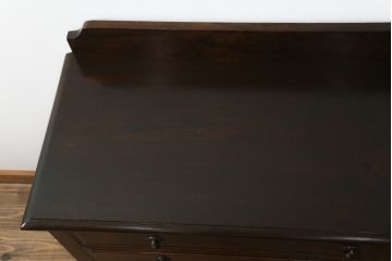 イギリスアンティーク　オーク材　存在感のあるサイズが魅力!クラシカルな空間を演出するサイドボード(サイドチェスト、引き出し)(R-054956)
