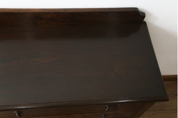 イギリスアンティーク　オーク材　存在感のあるサイズが魅力!クラシカルな空間を演出するサイドボード(サイドチェスト、引き出し)(R-054956)