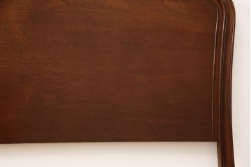 中古　美品　DREXEL HERITAGE(ドレクセルヘリテイジ)　Touraine(ツーレイン)　猫脚のデザインがアクセントのベッドフレーム(ダブル)(R-054984)