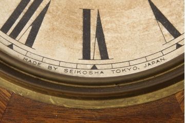 アンティーク時計　大正期〜昭和初期　精工舎(SEIKOSHA、セイコー)　電池式　8DAY　浮き彫りがクラシカルな雰囲気を高める柱時計(壁掛け時計、古時計、八角時計)(R-054985)