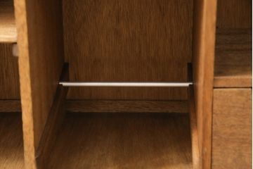 和製　希少ビンテージ　神戸洋家具　細やかな彫刻が素晴らしい下駄箱(シューズボックス、収納棚、戸棚、ヴィンテージ)(ぺザントアート)(R-054987)