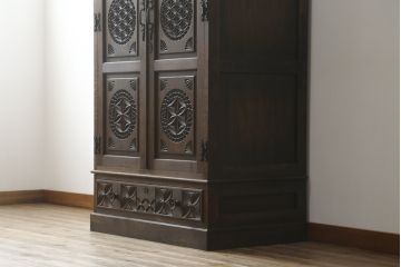 和製　希少ビンテージ　神戸洋家具　細やかな彫刻が素晴らしいワードローブ(収納棚、ヴィンテージ)(ぺザントアート)(R-054988)