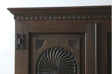 和製　希少ビンテージ　神戸洋家具　細やかな彫刻が素晴らしいワードローブ(収納棚、ヴィンテージ)(ぺザントアート)(R-054988)
