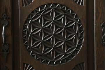 和製　希少ビンテージ　神戸洋家具　細やかな彫刻が素晴らしいワードローブ(収納棚、ヴィンテージ)(ぺザントアート)(R-054988)