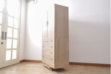 中古　伝統工芸士　田澤謙介作　上品な花の金具が付いた加茂桐箪笥(並厚)(桐たんす、着物箪笥、和服タンス)(R-055003)