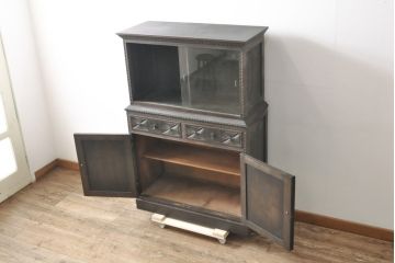 和製　希少ビンテージ　神戸洋家具　細やかな彫刻が素晴らしいキャビネット(収納棚、戸棚、食器棚、ヴィンテージ)(ぺザントアート)(R-055007)