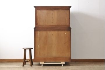 和製　希少ビンテージ　神戸洋家具　細やかな彫刻が素晴らしいキャビネット(収納棚、戸棚、食器棚、ヴィンテージ)(ぺザントアート)(R-055007)