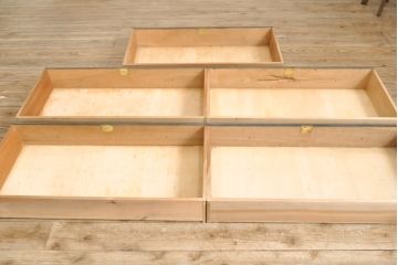 和製　希少ビンテージ　神戸洋家具　細やかな彫刻が素晴らしいチェスト(引き出し、洋服タンス、ヴィンテージ)(ぺザントアート)(R-055008)
