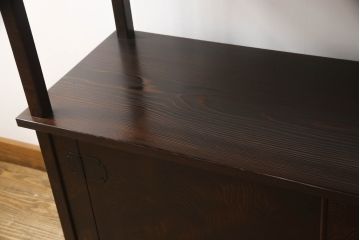 和製ビンテージ　高級杉材　上質な和の空間づくりにおすすめの飾り棚(茶棚、茶箪笥、収納棚、ヴィンテージ)(R-055023)