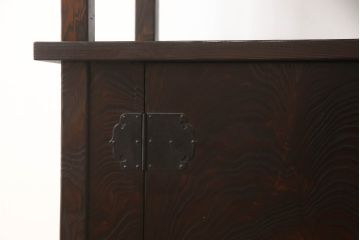 和製ビンテージ　高級杉材　上質な和の空間づくりにおすすめの飾り棚(茶棚、茶箪笥、収納棚、ヴィンテージ)(R-055023)
