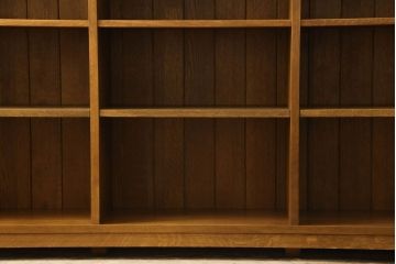 中古　美品　横浜ダニエル取り扱い　Stickley(スティックレー、スティックレイ)　オーク材　店舗什器としてもおすすめ!大型サイズのブックシェルフ(本棚、書棚、サイドボード、オープンラック、飾り棚)(R-055024)