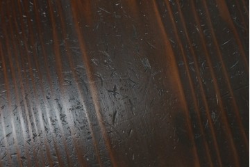 和製ビンテージ　高級杉材　シンプルなデザインながらも深みのある色合いが魅力的な一枚板座卓　(R-055026)