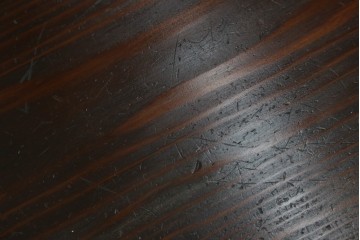 和製ビンテージ　高級杉材　シンプルなデザインながらも深みのある色合いが魅力的な一枚板座卓　(R-055026)