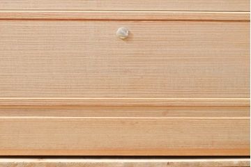 中古　国産　手造り　鶴・松・梅　上品な佇まいが魅力的な総桐箪笥(並厚、桐たんす、和タンス、着物箪笥、衣装箪笥、引き出し、チェスト、バラ売り可能)(R-055036)