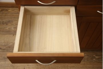 中古　シャルドネ(CHARDONNAY)　チェリー材　温かみある風合いが魅力的なキッチンカウンター(収納棚、戸棚、食器棚、カウンターテーブル)(R-055037)
