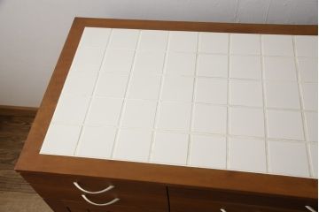 中古　シャルドネ(CHARDONNAY)　チェリー材　温かみある風合いが魅力的なキッチンカウンター(収納棚、戸棚、食器棚、カウンターテーブル)(R-055037)