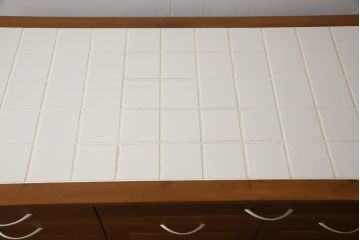 中古　シャルドネ(CHARDONNAY)　チェリー材　温かみある風合いが魅力的なキッチンカウンター(収納棚、戸棚、食器棚、カウンターテーブル)(R-055037)