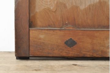 和製アンティーク　総ケヤキ材(欅)　古き時代の味わいが魅力的な格子蔵戸1枚(玄関戸、引き戸、建具)(R-055041)