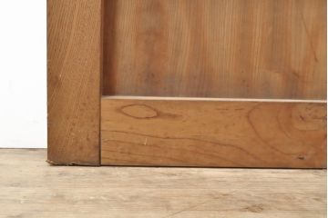 和製アンティーク　美品　新潟産　総ケヤキ材(欅)　巾着金具付き!堂々とした存在感のある格子蔵戸1枚(玄関戸、引き戸、建具)(R-055045)