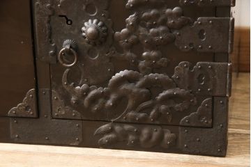 和製アンティーク　大正時代　和の趣を感じる重ね庄内箪笥・下段(引き出し、チェスト、和箪笥、収納箪笥)(R-055066)