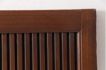 アンティーク建具　最高級　総ケヤキ材(欅材)　変わり型　凝ったつくりが魅力の格子戸2枚セット(引き戸)(R-055070)